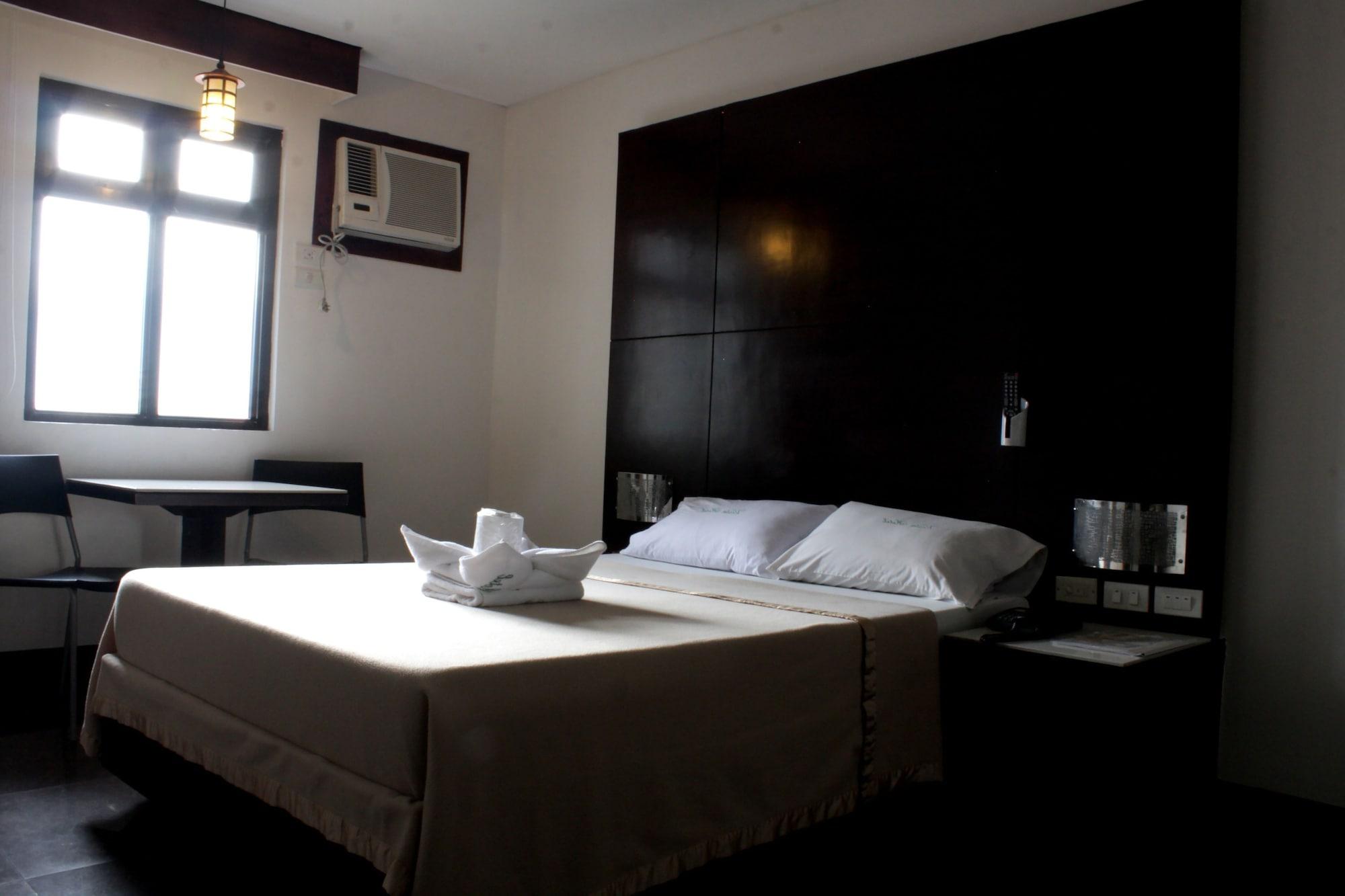 Vista Hotel Cubao Кесон-Сіті Екстер'єр фото