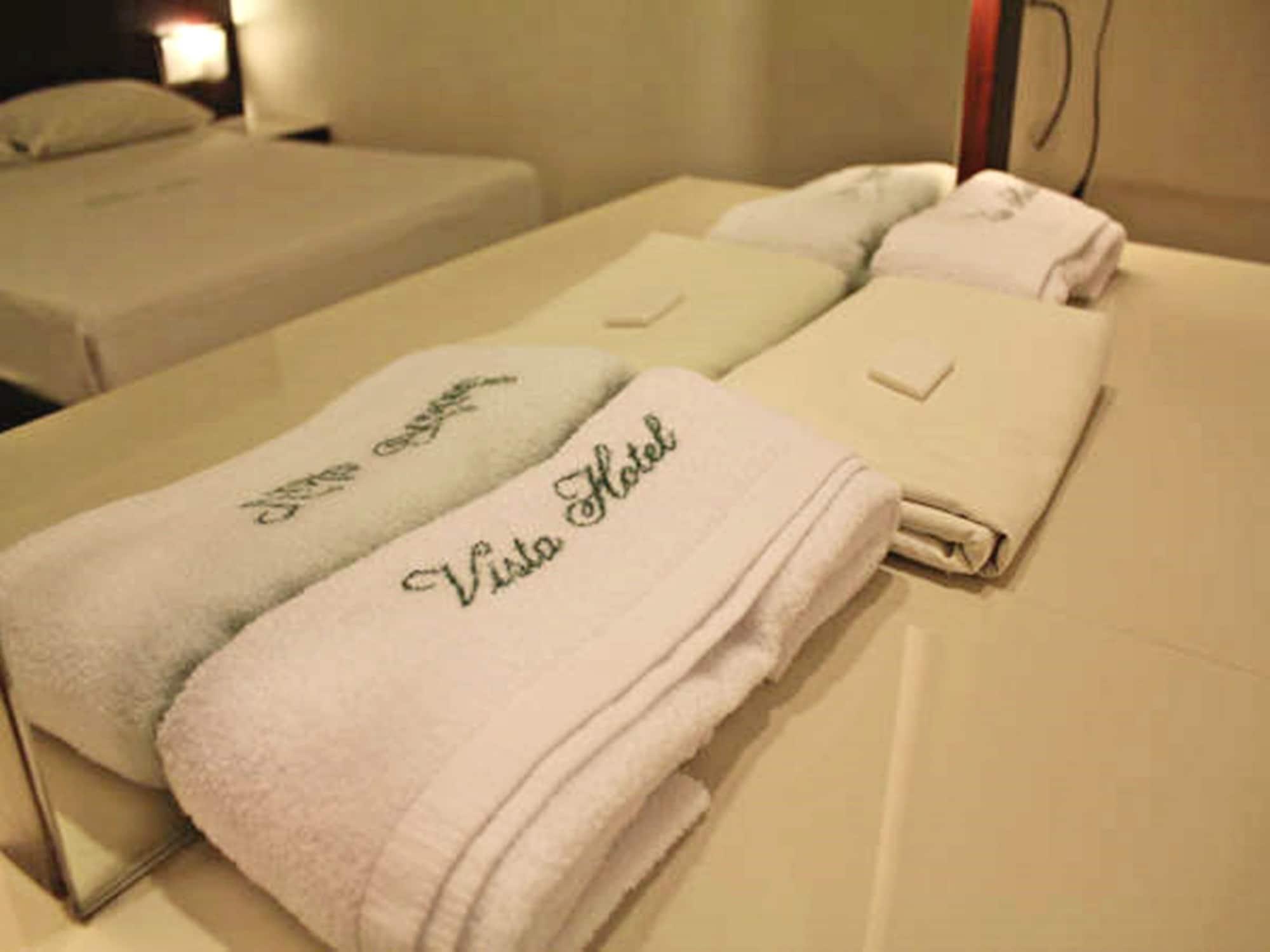 Vista Hotel Cubao Кесон-Сіті Екстер'єр фото