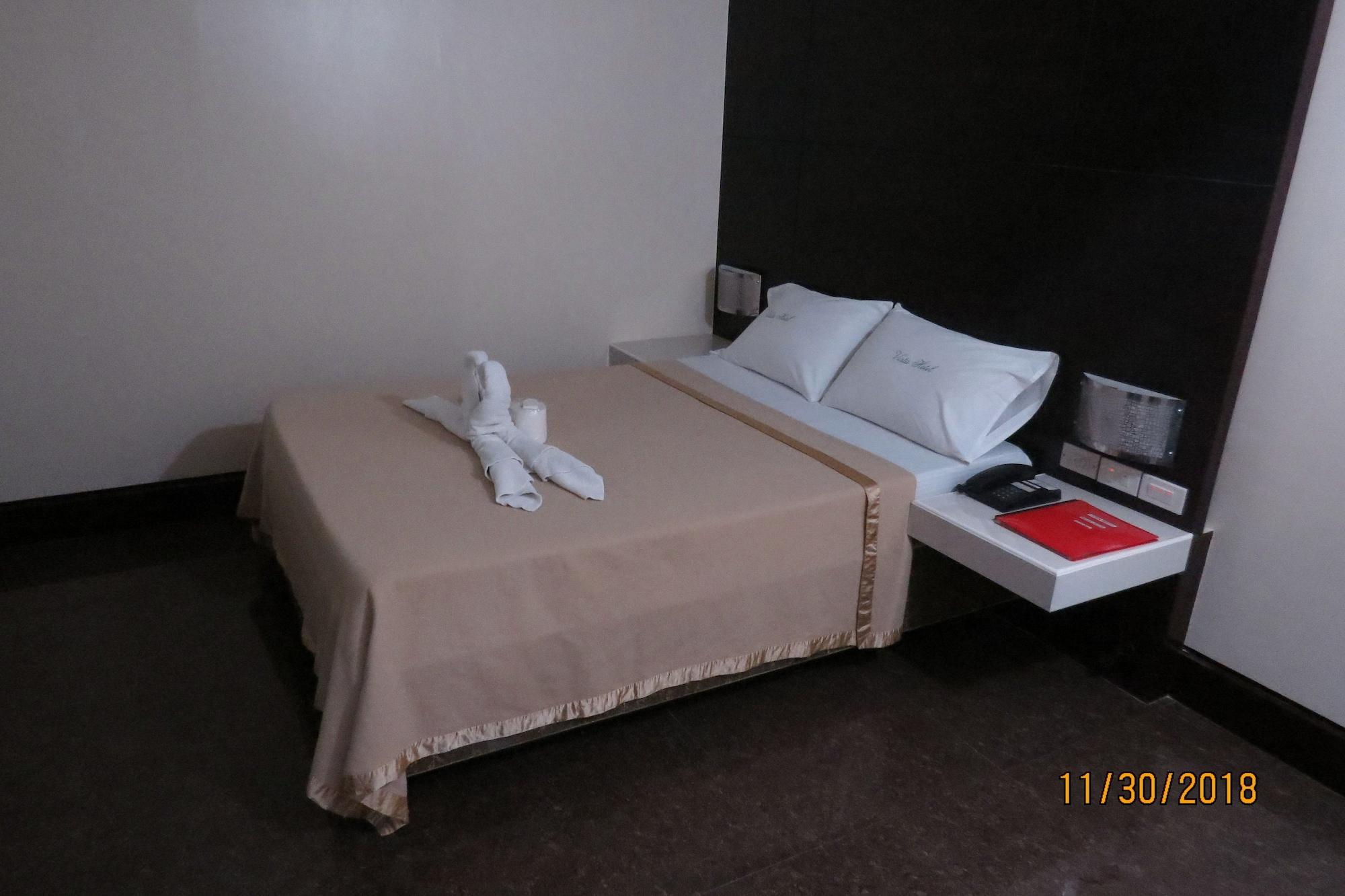Vista Hotel Cubao Кесон-Сіті Екстер'єр фото