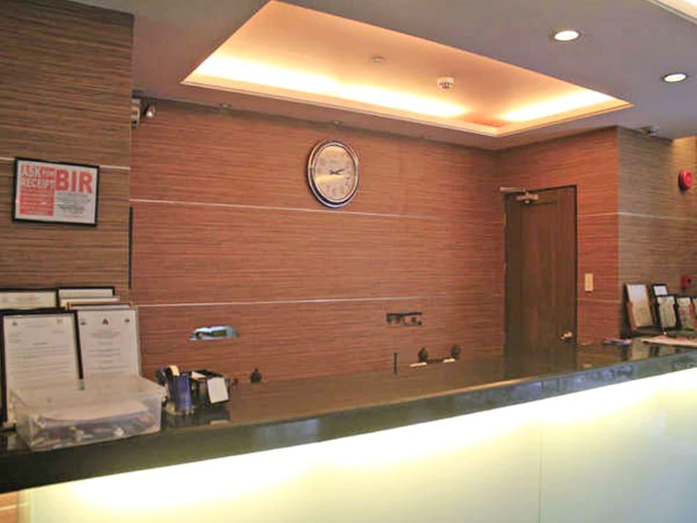 Vista Hotel Cubao Кесон-Сіті Екстер'єр фото