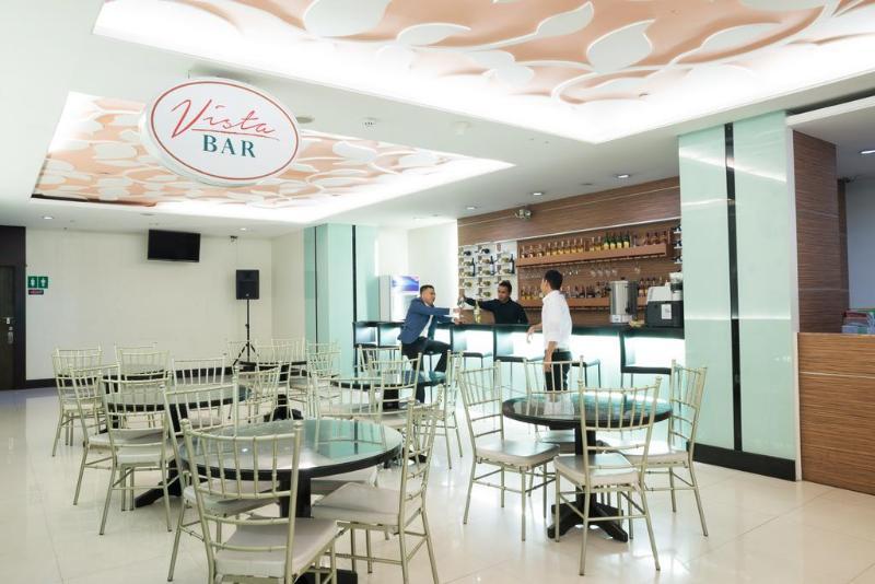 Vista Hotel Cubao Кесон-Сіті Екстер'єр фото